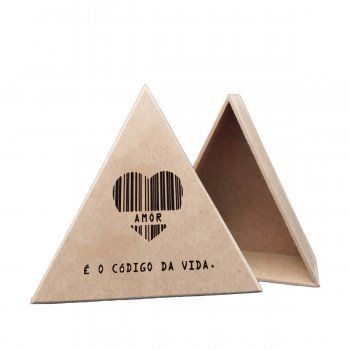 Caixa Triangular 15,5 X 13 X 5 Amor E O Codigo Da Vida